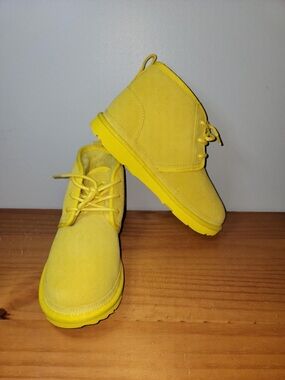 UGG Kids' Neumel II Boots Canary Yellow